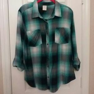 Women's flannel shirt NWOT